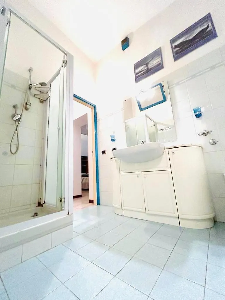Milan Navigli Very Big Apartment With Balcony