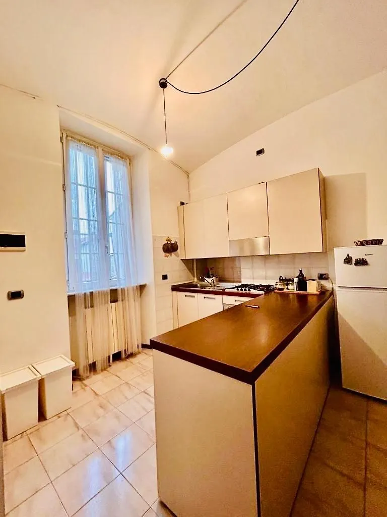 Milan Navigli Very Big Apartment With Balcony